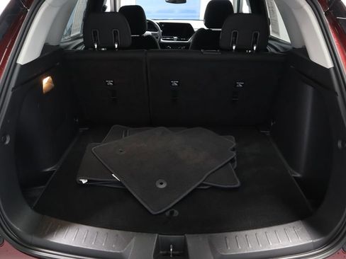 Used 2025 Chevrolet TrailBlazer LT image 16