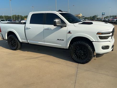 Used 2025 RAM 2500 Limited image 2