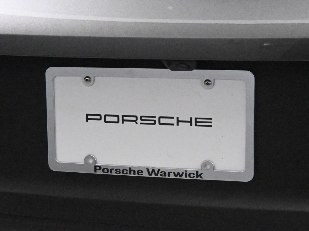 Used 2026 Porsche Cayenne Coupe AWD/4WD image 14
