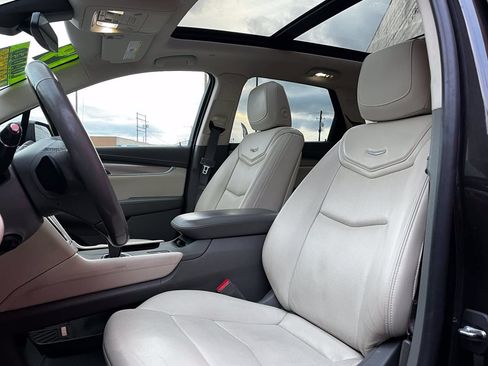 Used 2019 Cadillac XT5 Luxury FWD image 9