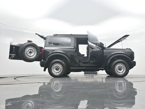 Used 2022 Ford Bronco 2-Door AWD/4WD image 41