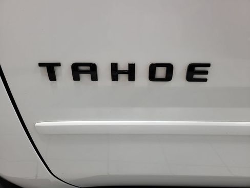 Used 2018 Chevrolet Tahoe Premier AWD/4WD image 49