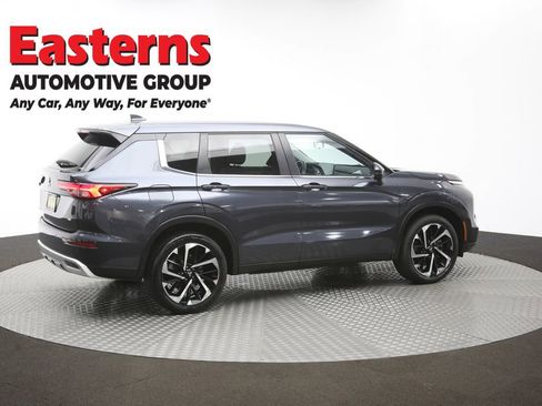 Used 2024 Mitsubishi Outlander SE AWD/4WD image 42