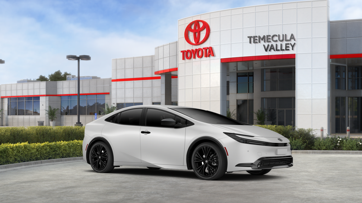 New 2027 Toyota Prius FWD image 16