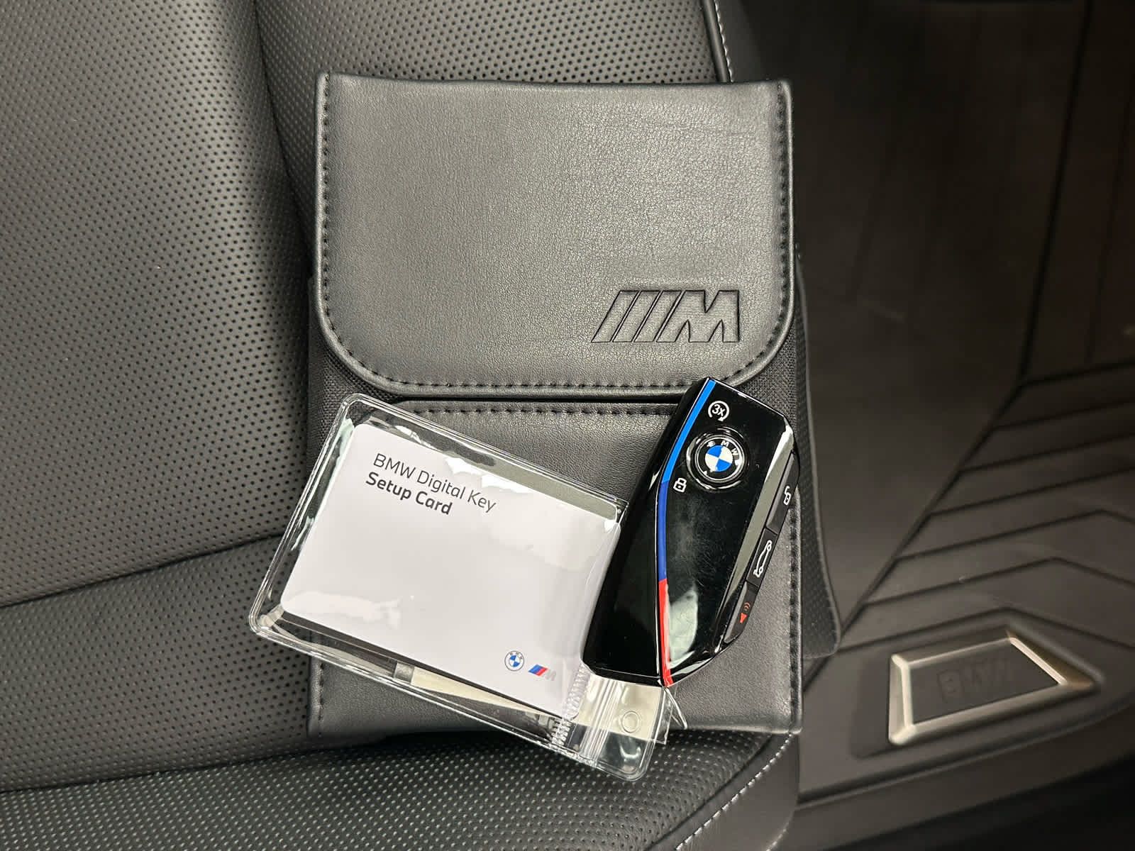 Used 2026 BMW M5 Touring AWD/4WD image 43