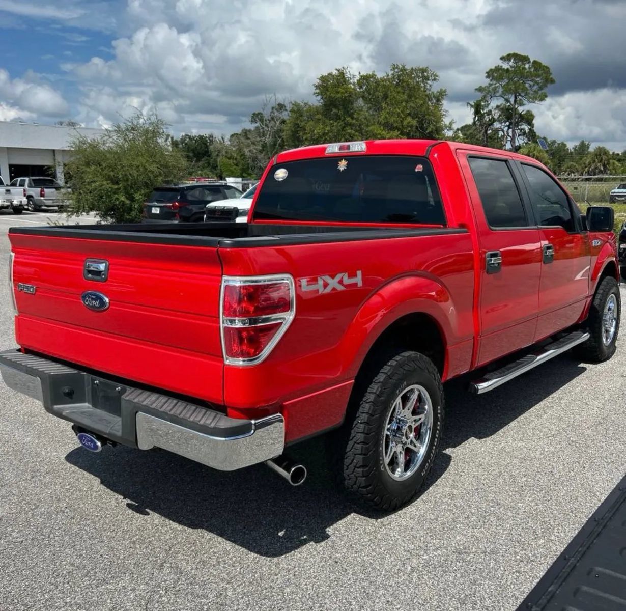 Used 2013 Ford F150 XLT w/ XLT Chrome Pkg AWD/4WD image 2