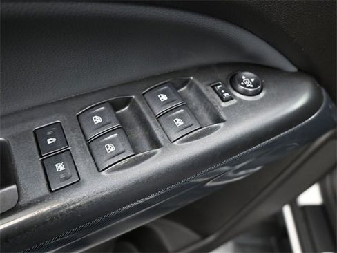 Used 2017 Chevrolet Colorado Z71 image 13