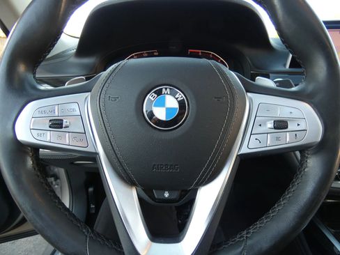 Used 2020 BMW 750i xDrive w/ Executive Package image 73