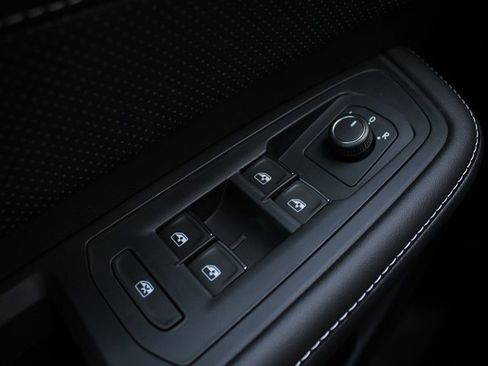 New 2025 Volkswagen Atlas Cross Sport SEL R-Line image 16