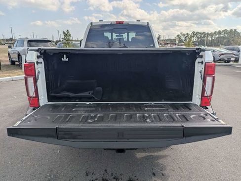 Used 2022 Ford F250 Lariat w/ Lariat Ultimate Package AWD/4WD image 12