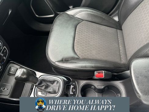 Used 2020 Jeep Compass Latitude image 18