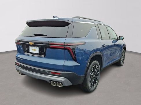 New 2026 Chevrolet Traverse LT w/ Sun and Wheel Package image 4