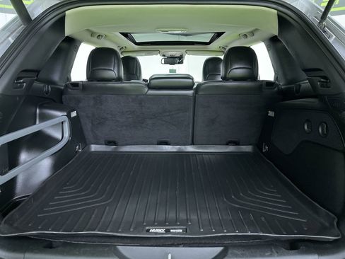 Used 2017 Jeep Cherokee Overland w/ Technology Group image 29