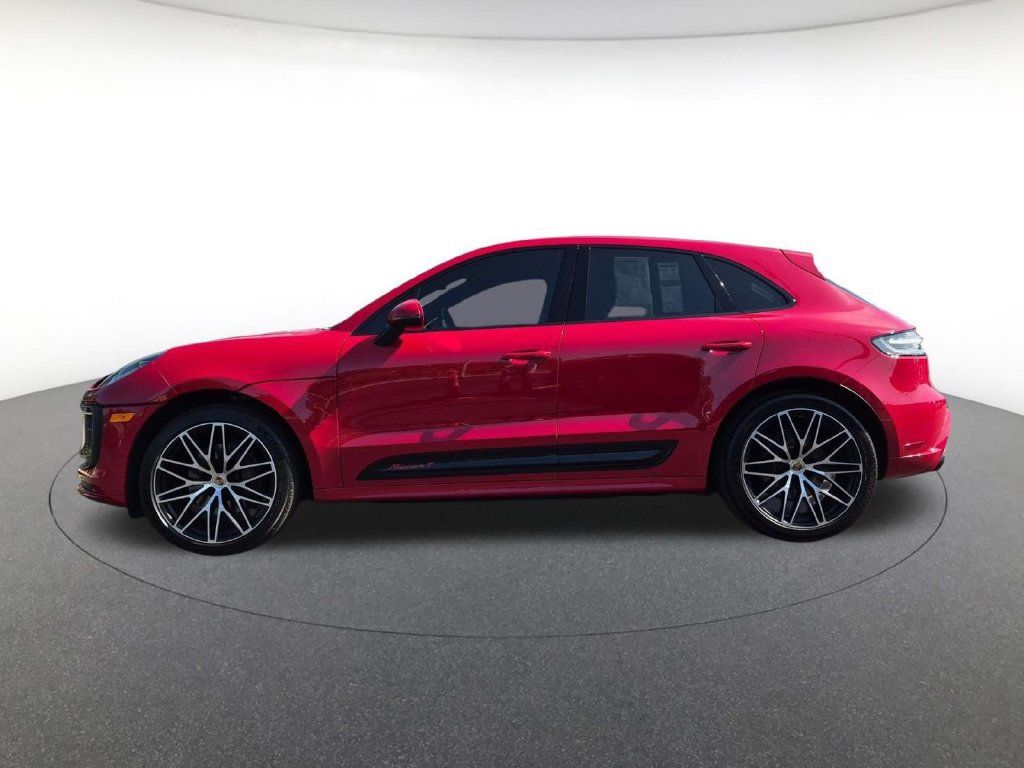Used 2023 Porsche Macan Turbo AWD/4WD image 8