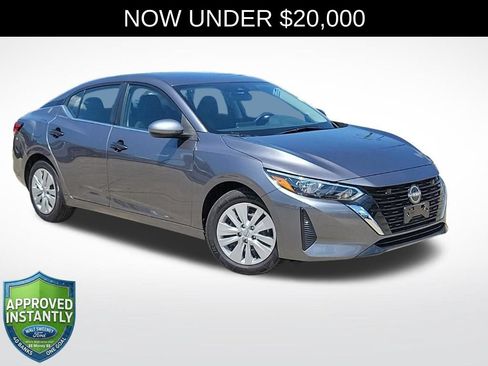Used 2025 Nissan Sentra S FWD image 1