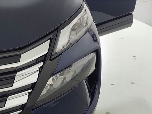 New 2026 Nissan Rogue SV image 37