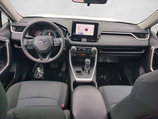 Certified 2025 Toyota RAV4 XLE FWD image 17