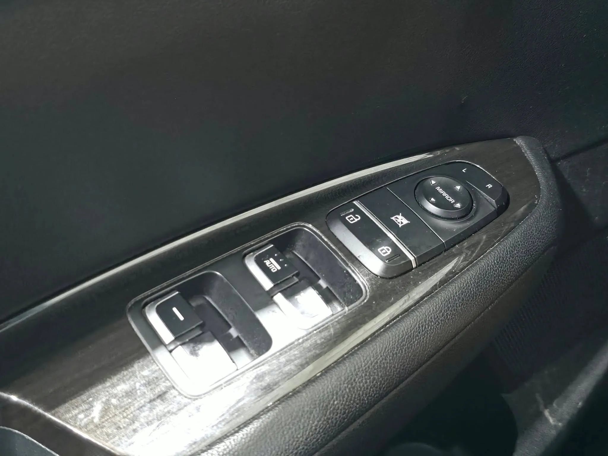 Used 2019 Kia Optima EX FWD image 28