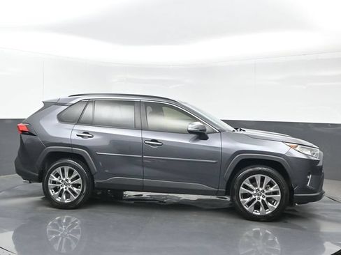 Used 2021 Toyota RAV4 Limited AWD/4WD image 7