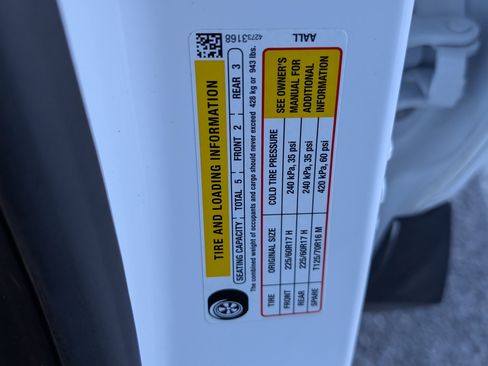 Used 2024 Chevrolet Trax LS w/ LS Convenience Package image 35