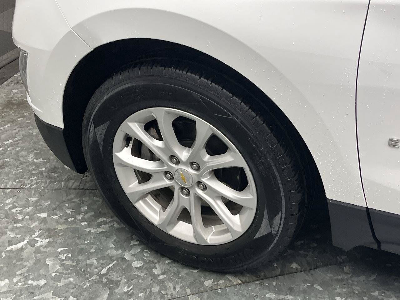 Used 2018 Chevrolet Equinox LT AWD/4WD image 31