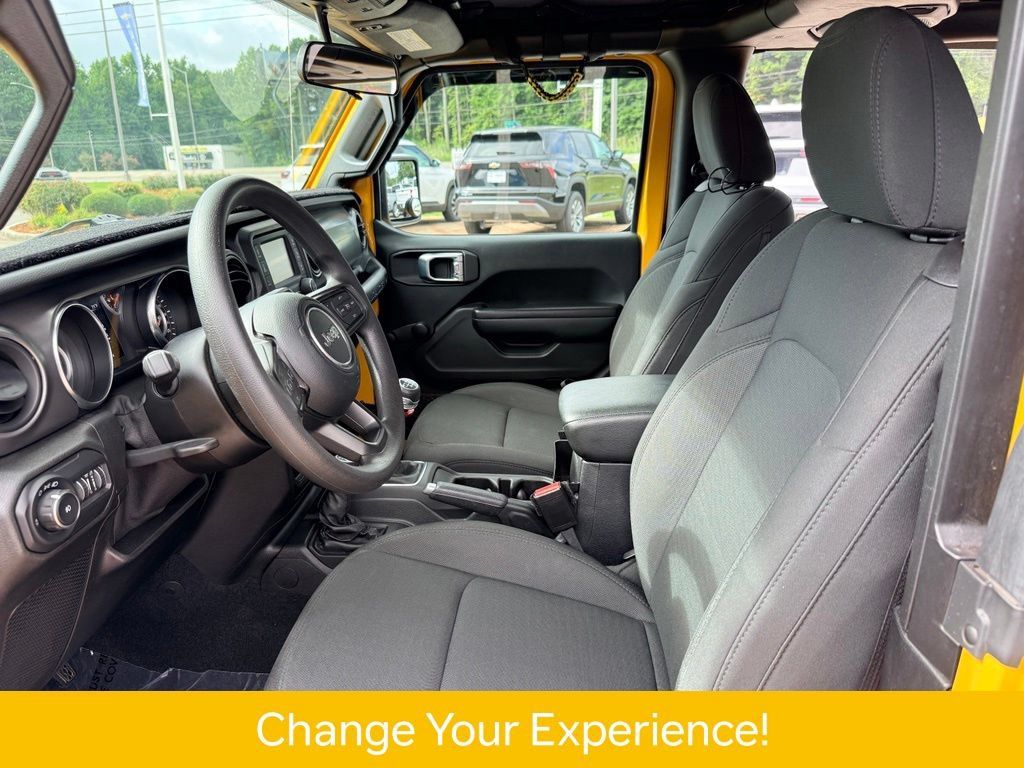 Used 2021 Jeep Wrangler Sport AWD/4WD image 6