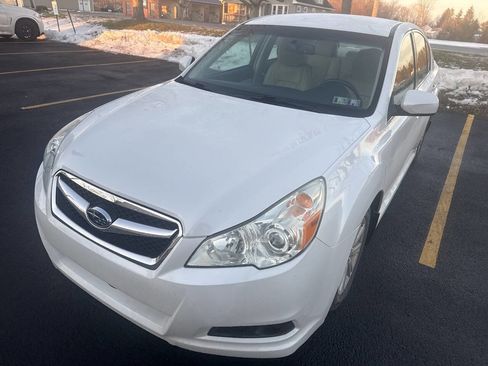Used 2011 Subaru Legacy 2.5i Premium w/ All-Weather Pkg image 13