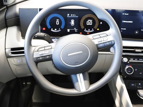 New 2026 Hyundai Tucson SEL FWD image 18