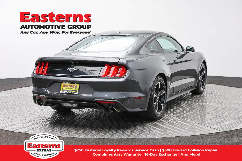 Used 2019 Ford Mustang Coupe RWD image 6