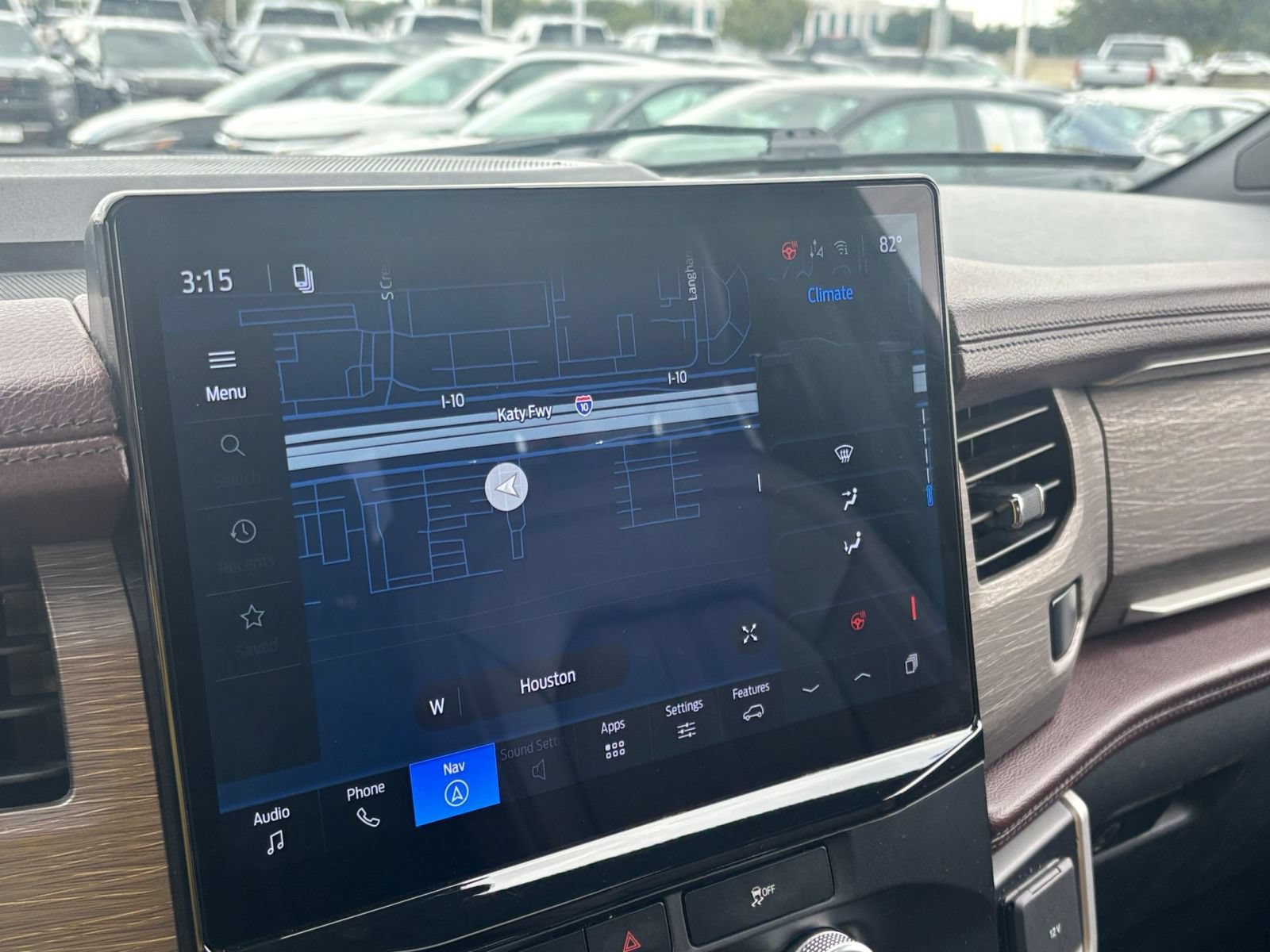 Used 2024 Ford Expedition Limited RWD image 19