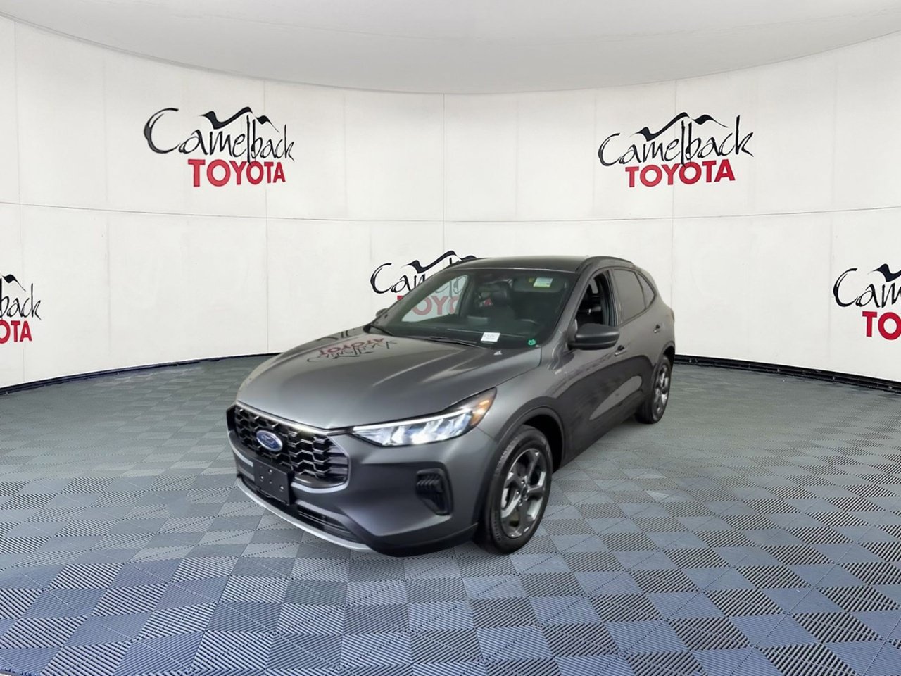 Used 2025 Ford Escape ST-Line AWD/4WD image 7