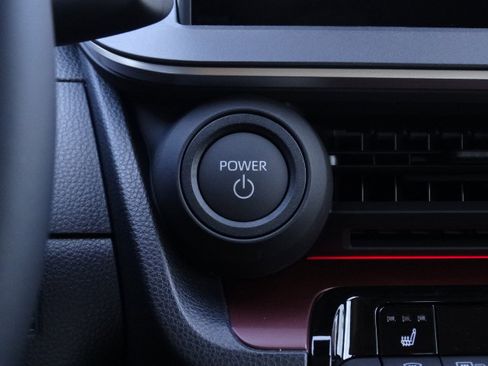 New 2026 Toyota Prius Plug-In Hybrid image 21