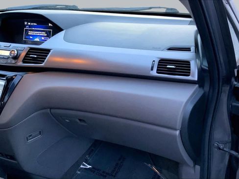 Used 2014 Honda Odyssey EX-L image 17