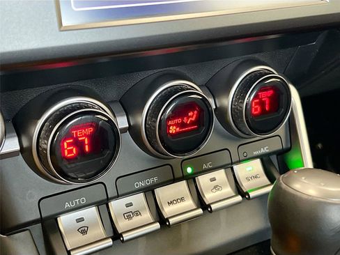 Used 2024 Subaru BRZ Limited image 12