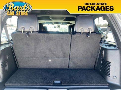 Used 2017 Lincoln Navigator Select image 8