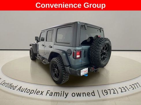 Used 2024 Jeep Wrangler Unlimited image 2