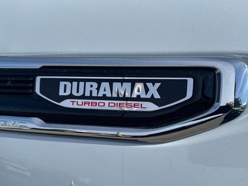 New 2026 GMC Sierra 1500 SLT w/ SLT Premium Plus Package image 13