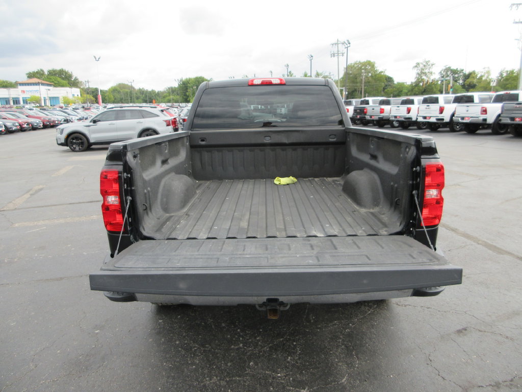 Used 2018 Chevrolet Silverado 1500 LT AWD/4WD image 8