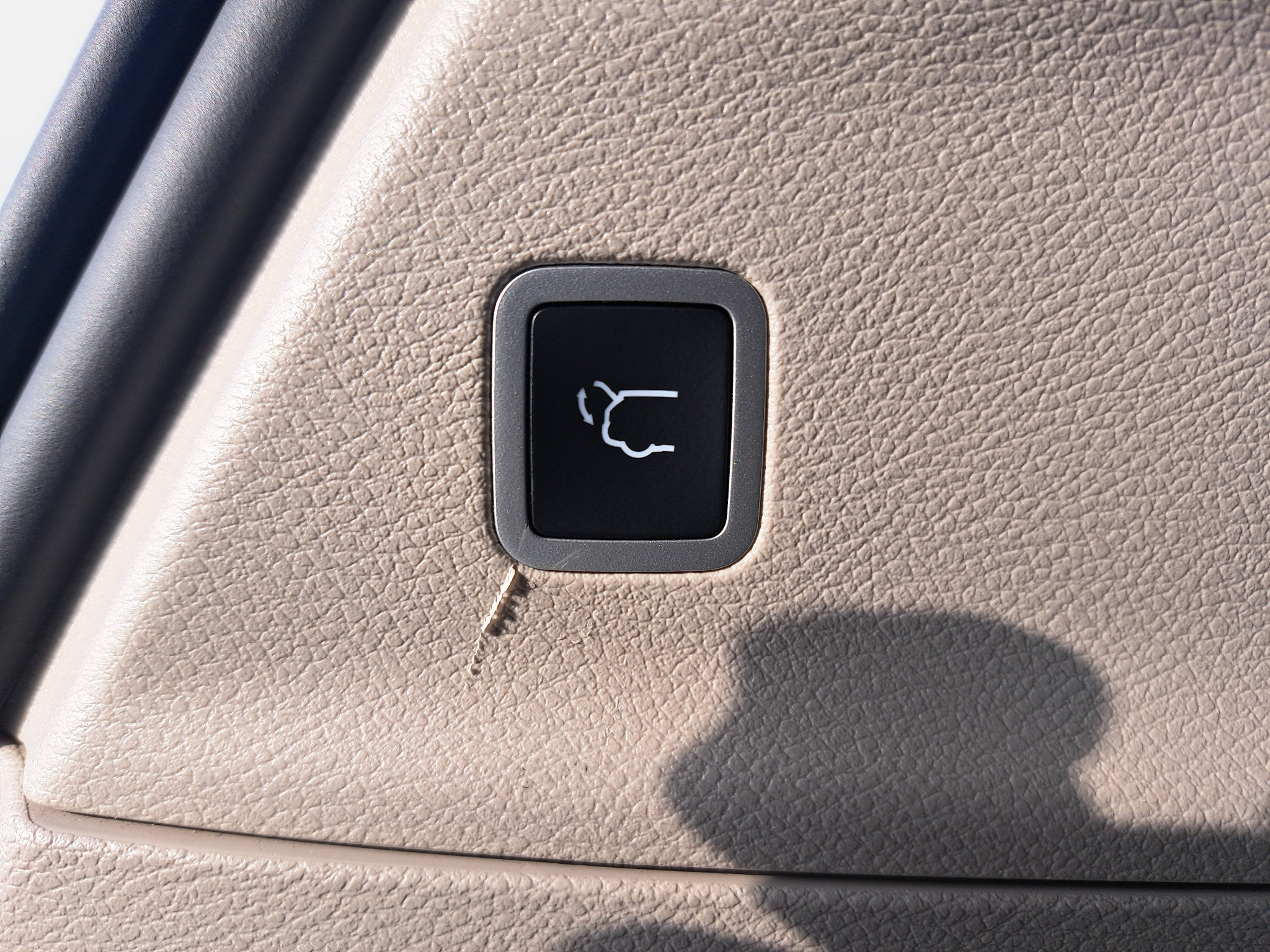 Used 2024 Chrysler Pacifica Touring-L FWD image 15