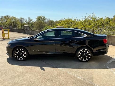 Used 2017 Chevrolet Impala Premier image 3