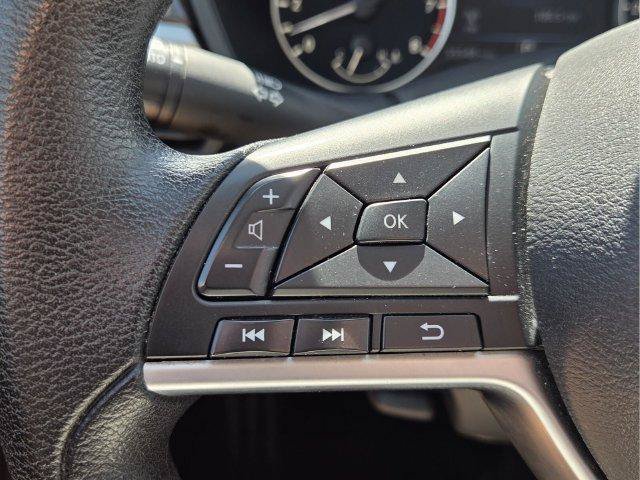 Used 2024 Nissan Altima 2.5 SV FWD image 30