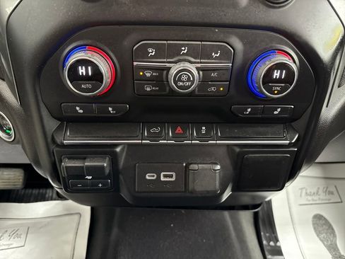 Used 2022 Chevrolet Silverado 3500 LT w/ Convenience Package image 29