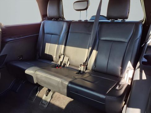 Used 2020 Ford Expedition XLT w/ Equipment Group 202A image 12
