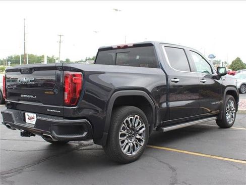 Used 2023 GMC Sierra 1500 Denali Ultimate image 5
