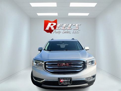 Used 2019 GMC Acadia SLE AWD/4WD image 3