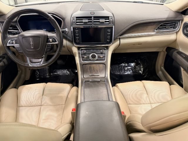 Used 2017 Lincoln Continental Reserve w/ Technology Package AWD/4WD image 17