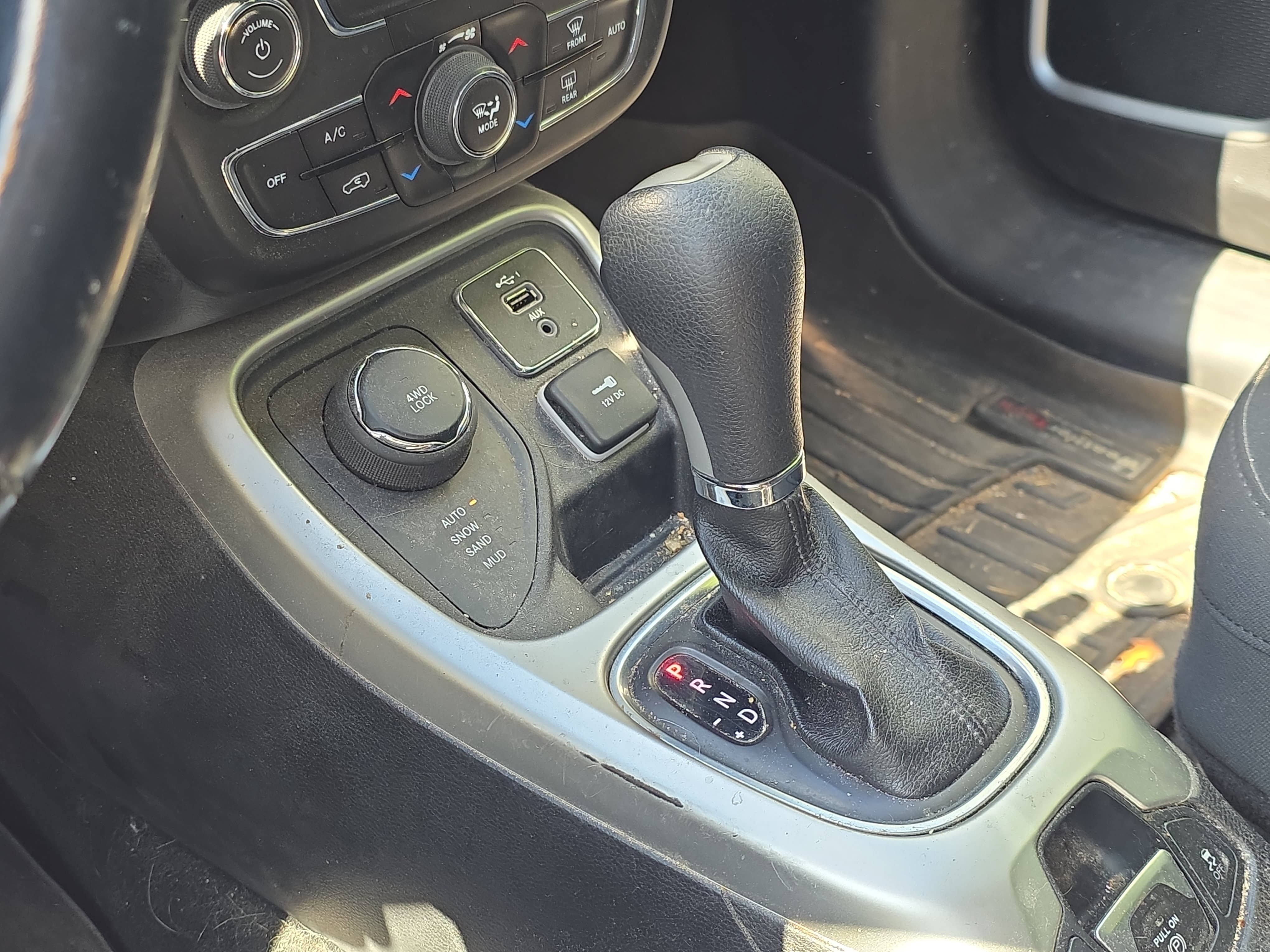 Used 2019 Jeep Compass Sport AWD/4WD image 9