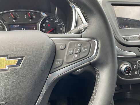 Used 2024 Chevrolet Equinox LT w/ LPO, Floor Liner Package FWD image 16