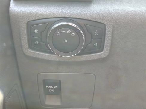 Used 2019 Ford F150 XLT AWD/4WD image 10
