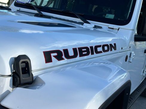 Certified 2023 Jeep Gladiator Rubicon image 26